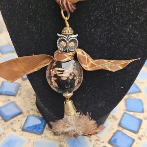 Coldwater Creek Owl Face Glass Feather Necklace